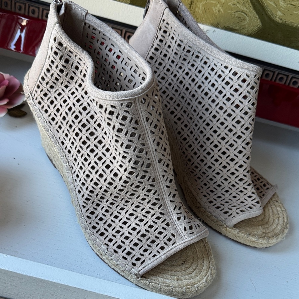 Vince Camuto Beige Cutout Wedge Sandals - Picture 2 of 6